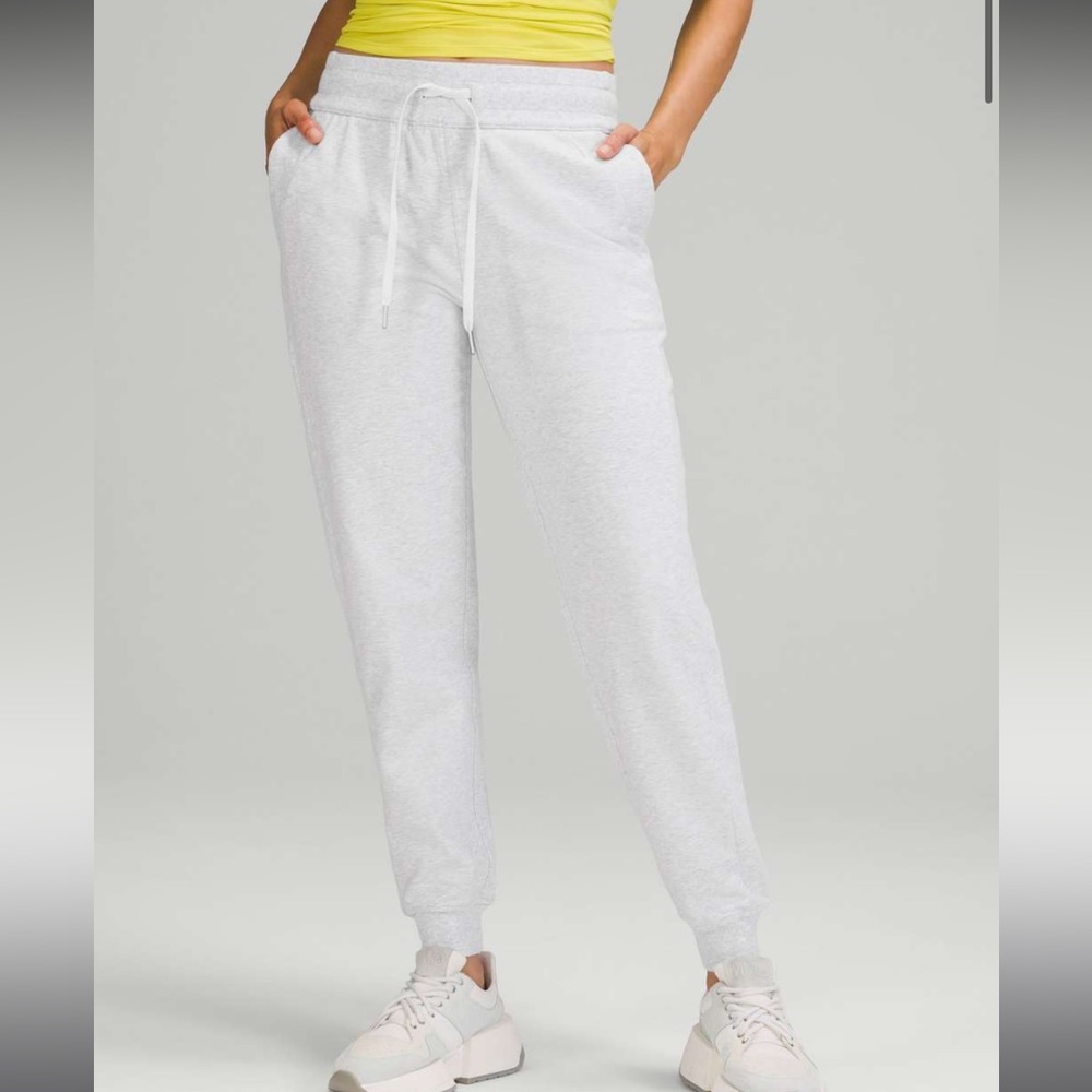 NEW Lululemon Scuba High-Rise French Terry Jogger *NWOT
